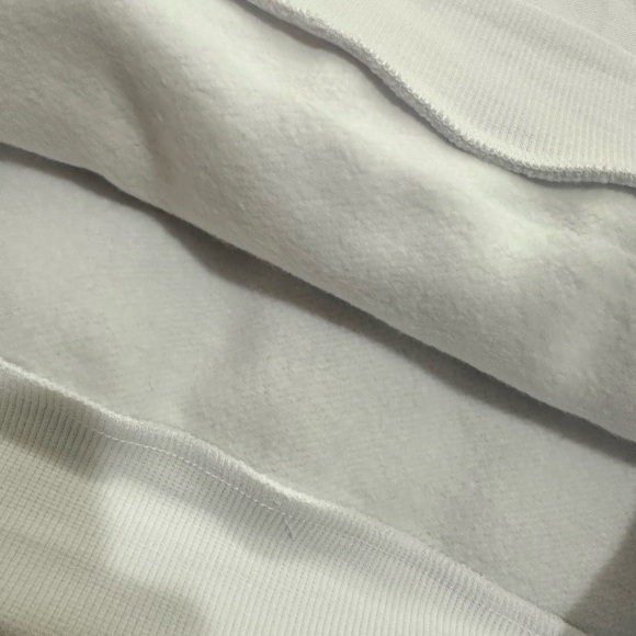 NWT Alo Yoga White Accolade Hoodie Size M White - Picture 8 of 9